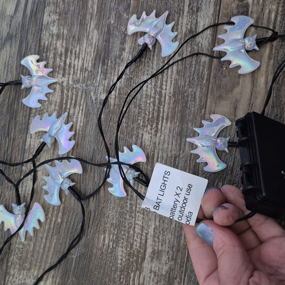 Spirit Halloween LED Bats String Lights Goth Bat Party Lights Purple - Picture 7 of 12